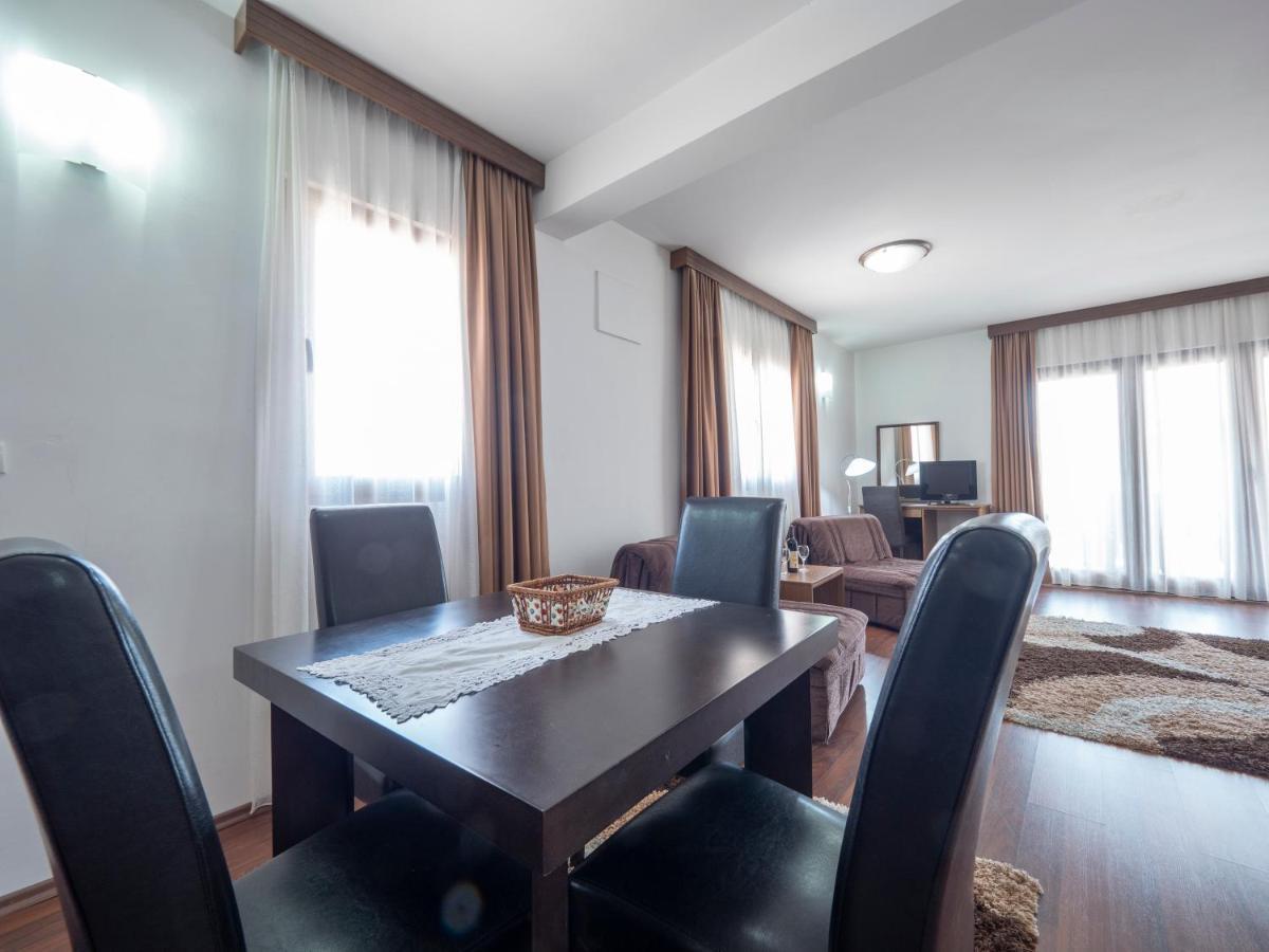 Butua Apartment