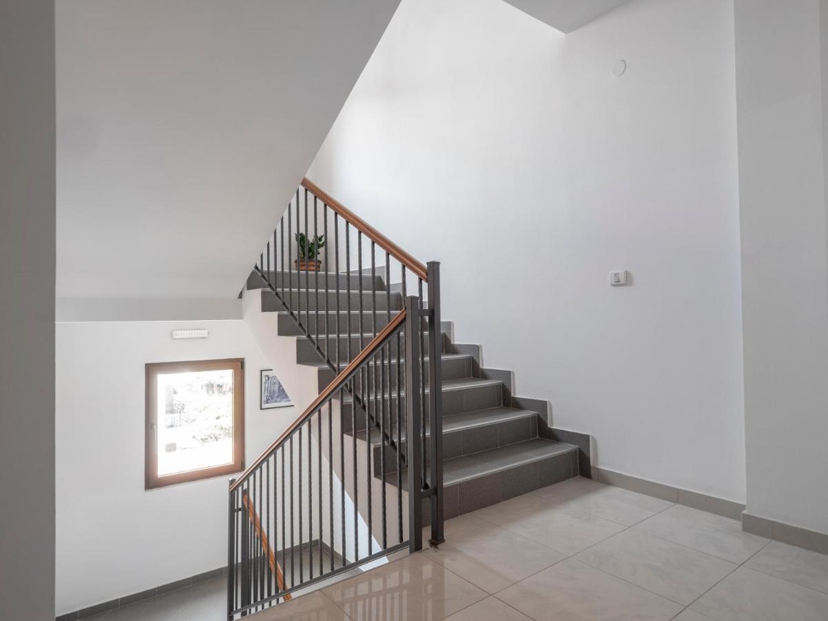 Apartment Butua *